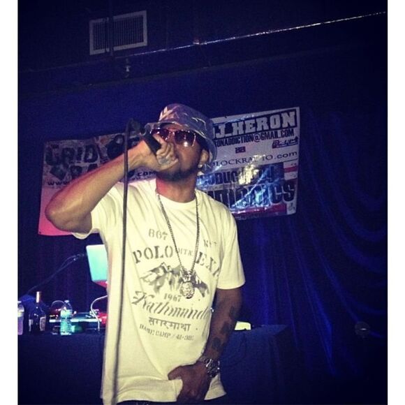 Polo Ralph Lauren Men’s Kathmandu Mountain White Short Sleeve Tee Shirt - Picture 8 of 10